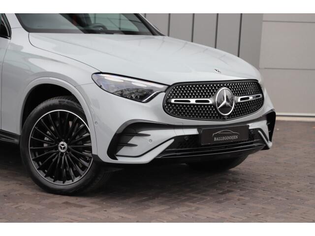 Mercedes-Benz GLC-KLASSE 300e AMG 4-Matic | 313PK | Massage | Pano | Keyles-go | Head-up | Sfeerverlichting | Distronic+ | Stoelkoeling | Burmester | Memory | Air-balance | 2024.