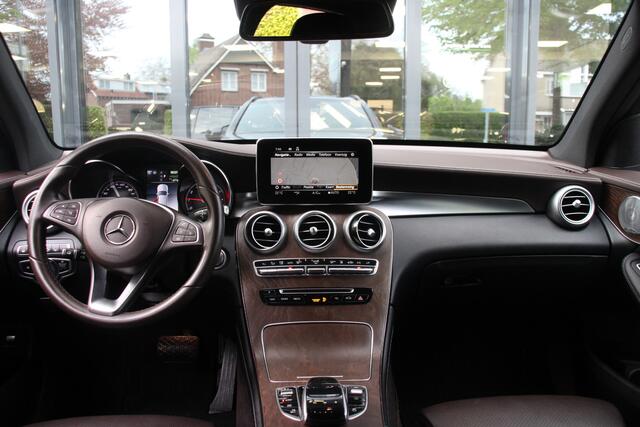 Mercedes-Benz GLC-KLASSE 350e 4MATIC AMG-Pakket NightPakket/Burmester/Headup/Keyless/Comand/360Camera/AdaptiveCr./Luchtvering