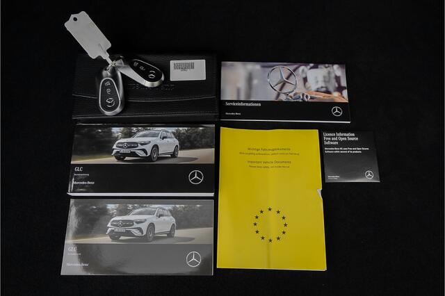 Mercedes-Benz GLC-KLASSE 200 4MATIC AMG Line Night Distronic Camera Trekhaak