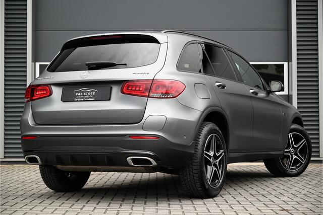 Mercedes-Benz GLC-KLASSE 300e 4MATIC AMG / PANO / NIGHT / MAGNO / BURMESTER / 360 CAMERA / LED / SFEERVERLICHTING