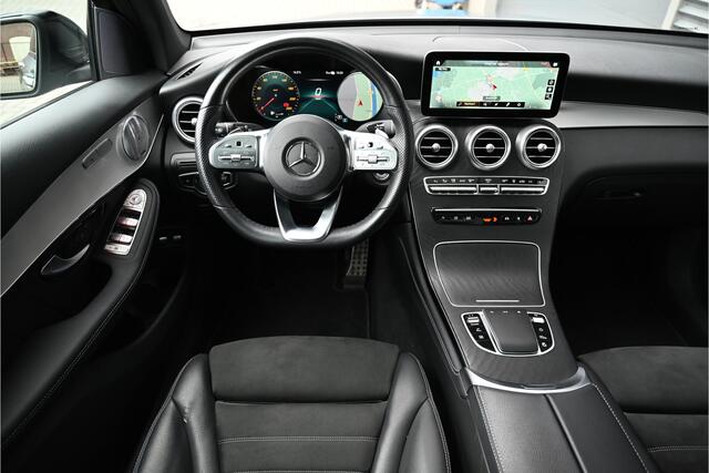 Mercedes-Benz GLC-KLASSE 300e 4MATIC AMG / PANO / NIGHT / MAGNO / BURMESTER / 360 CAMERA / LED / SFEERVERLICHTING