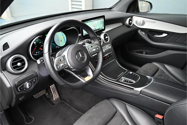 Mercedes-Benz GLC-KLASSE 300e 4MATIC AMG / PANO / NIGHT / MAGNO / BURMESTER / 360 CAMERA / LED / SFEERVERLICHTING