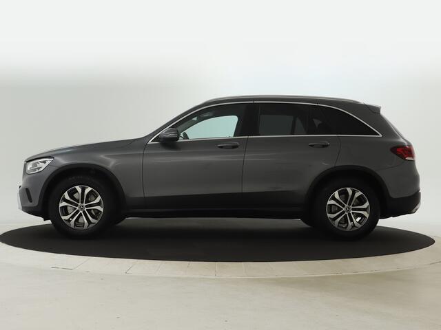 Mercedes-Benz GLC-KLASSE 200 Business Solution | Parkeerpakket + achtercamera | Privacy Glas | Electr. Stoelbediening | Led lights | Inclusief 24 maanden MB Certified garantie voor Europa.