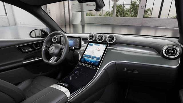 Mercedes-Benz GLC-KLASSE 300e 4MATIC AMG Line | AMG | Panoramadak | Trekhaak | Digital light | Distronic |