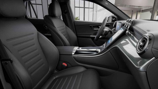 Mercedes-Benz GLC-KLASSE 300e 4MATIC AMG Line | AMG | Panoramadak | Trekhaak | Digital light | Distronic |