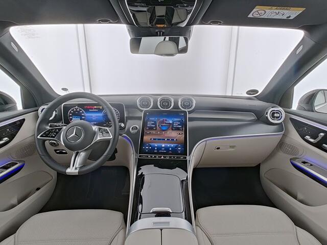 Mercedes-Benz GLC-KLASSE 300 e 4MATIC Plug-In Hybride | Edition Avantgarde | Alarm | Rijassistentiepakket plus | Stuur en Stoelverwarming | Memory Voorstoelen | Inclusief 24 maanden MB Certified garantie voor Europa.