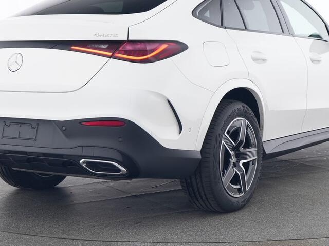 Mercedes-Benz GLC-KLASSE Coupé 300 e 4MATIC AMG Plug-In Hybride AMG Line | Night Pakket | Panorama Schuif-Kanteldak | Distronic | 360° camera | Stuur en Stoelverwarming. Inclusief 24 maanden MB Certified garantie voor Europa.