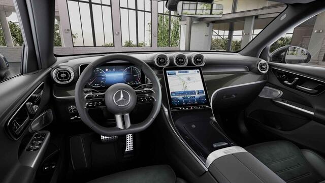 Mercedes-Benz GLC-KLASSE 300e 4MATIC AMG Line | AMG | Panoramadak | Trekhaak | Burmester |