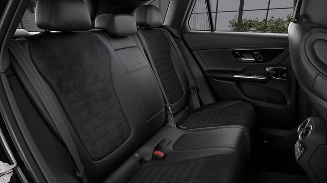 Mercedes-Benz GLC-KLASSE 300e 4MATIC AMG Line | Premium plus | Rij assistentie | Night pakket | Winter pakket |