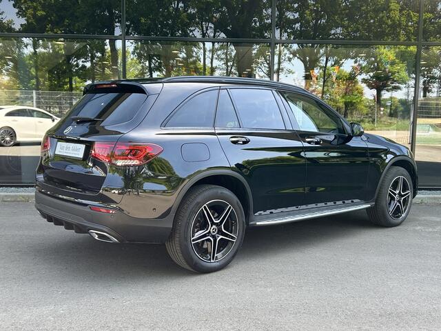 Mercedes-Benz GLC-KLASSE 300e AMG // Burmester // Memory // Panoramadak // 360 Camera // MultiBeam LED // Treeplanken // Carplay