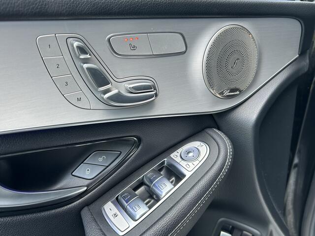 Mercedes-Benz GLC-KLASSE 300e AMG // Burmester // Memory // Panoramadak // 360 Camera // MultiBeam LED // Treeplanken // Carplay