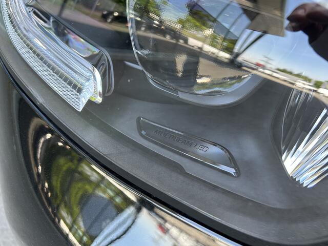 Mercedes-Benz GLC-KLASSE 300e AMG // Burmester // Memory // Panoramadak // 360 Camera // MultiBeam LED // Treeplanken // Carplay