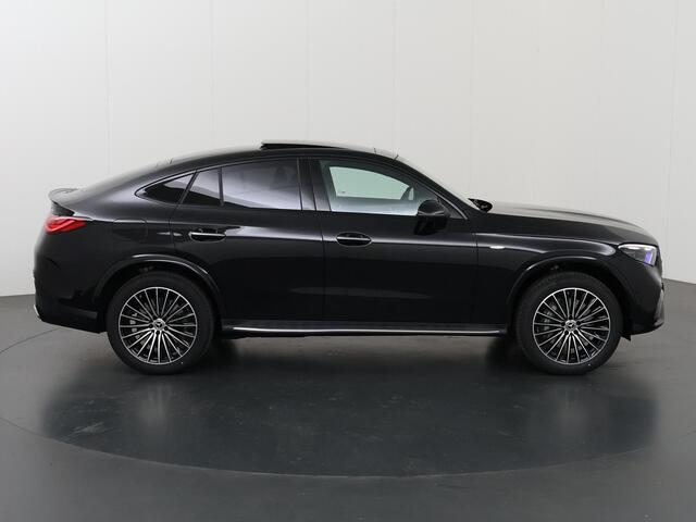Mercedes-Benz GLC-KLASSE 300e Coupé 4MATIC Sport Edition | Premium pakket | Panorama-schuifdak | Trekhaak | Treeplanken |