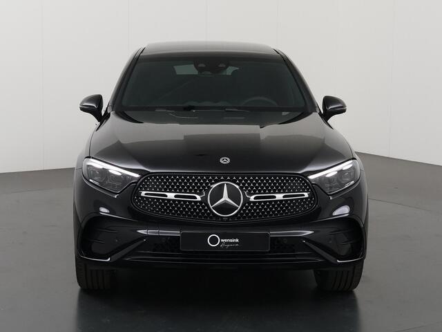 Mercedes-Benz GLC-KLASSE 300e Coupé 4MATIC Sport Edition | Premium pakket | Panorama-schuifdak | Trekhaak | Treeplanken |