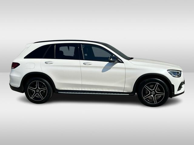 Mercedes-Benz GLC-KLASSE 200 Premium Plus / Navigatie / Burmester / Adapt cruise / 360 camera / Pano / P4