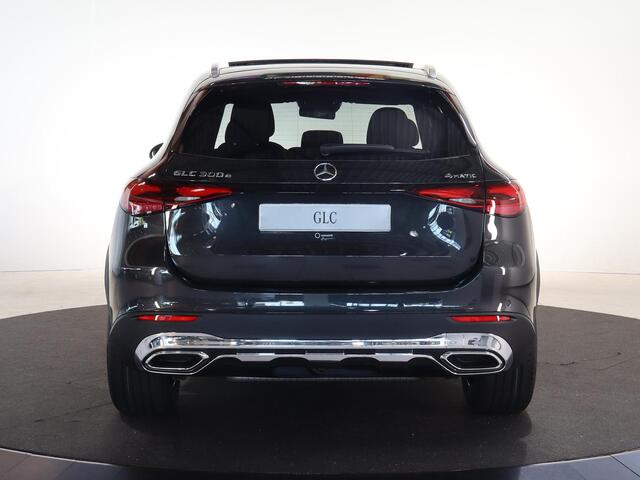 Mercedes-Benz GLC-KLASSE 300e 4MATIC Luxury Line Mercedes-Benz GLC SUV 300 e 4MATIC Luxury Line met EQ