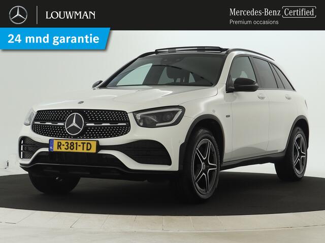 Mercedes-Benz GLC-KLASSE 300 e 4MATIC Premium Plus | Trekhaak | Panoramadak | Sfeerverlichting | Memory Pakket | Inclusief 24 maanden MB Certified garantie voor Europa.