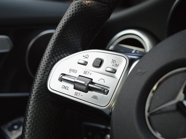 Mercedes-Benz GLC-KLASSE 300e 4MATIC AMG Premium Plus