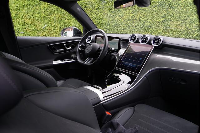 Mercedes-Benz GLC-KLASSE Coupé GLC 300 e 4MATIC AMG Line | Pano Burmester Distronic Memory Digital