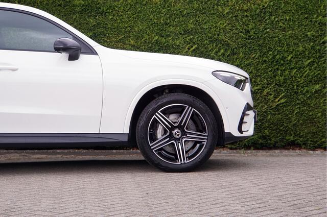 Mercedes-Benz GLC-KLASSE Coupé GLC 300 e 4MATIC AMG Line | Pano Burmester Distronic Memory Digital