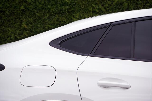 Mercedes-Benz GLC-KLASSE Coupé GLC 300 e 4MATIC AMG Line | Pano Burmester Distronic Memory Digital