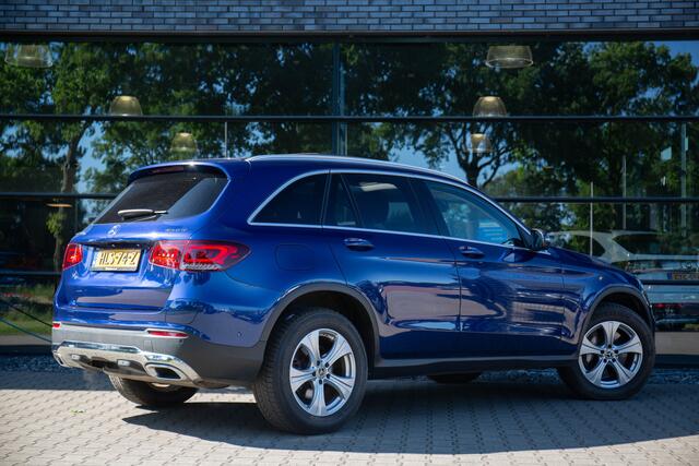Mercedes-Benz GLC-KLASSE 300e 4MATIC Premium Plus , Pano dak, Trekhaak, 360°camera,