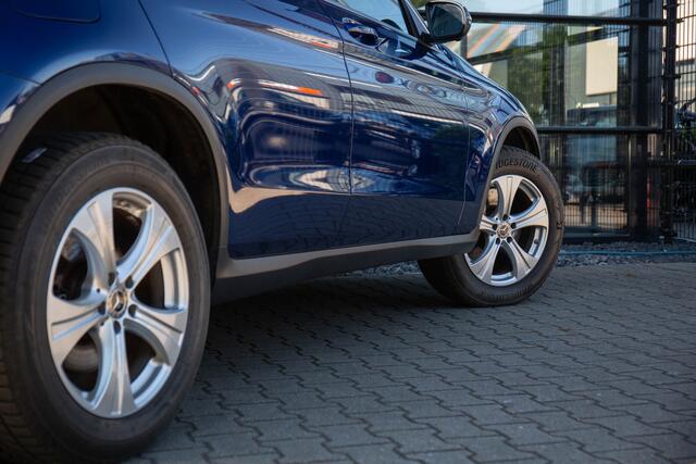 Mercedes-Benz GLC-KLASSE 300e 4MATIC Premium Plus , Pano dak, Trekhaak, 360°camera,
