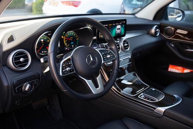 Mercedes-Benz GLC-KLASSE 300e 4MATIC Premium Plus , Pano dak, Trekhaak, 360°camera,