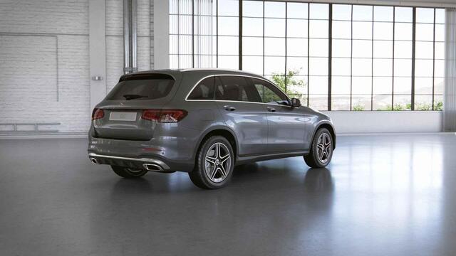 Mercedes-Benz GLC-KLASSE 200 Business Solution AMG | Panoramadak | Achteruitrijcamera | Stoelverwarming |