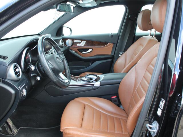 Mercedes-Benz GLC-KLASSE 250 4MATIC Premium Plus AUTOMAAT / Trekhaak (2400 KG) / Navigatie / Lederen Bekleding / Stoelverwarming & Ventilatie / 360* Camera /
