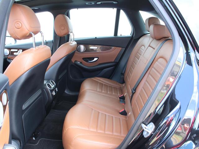 Mercedes-Benz GLC-KLASSE 250 4MATIC Premium Plus AUTOMAAT / Trekhaak (2400 KG) / Navigatie / Lederen Bekleding / Stoelverwarming & Ventilatie / 360* Camera /