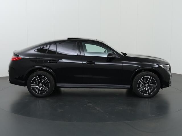 Mercedes-Benz GLC-KLASSE Coupé 300e 4MATIC AMG Line | Panoramadak | Trekhaak | 360 camera |
