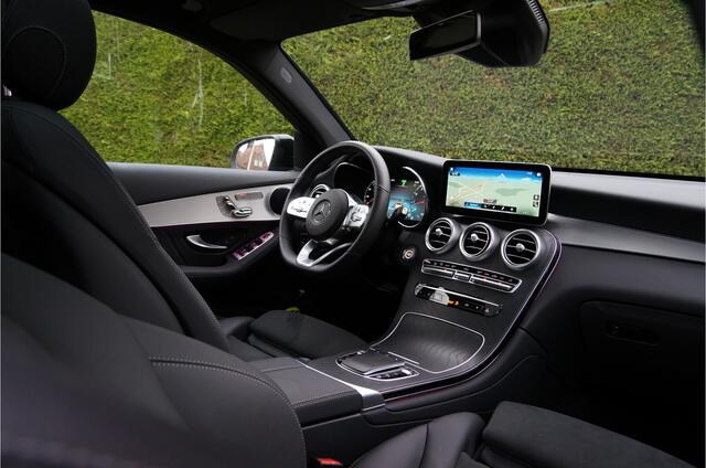 Mercedes-Benz GLC-KLASSE 300 4MATIC AMG line | Pano Distronic Memory Trekhaak