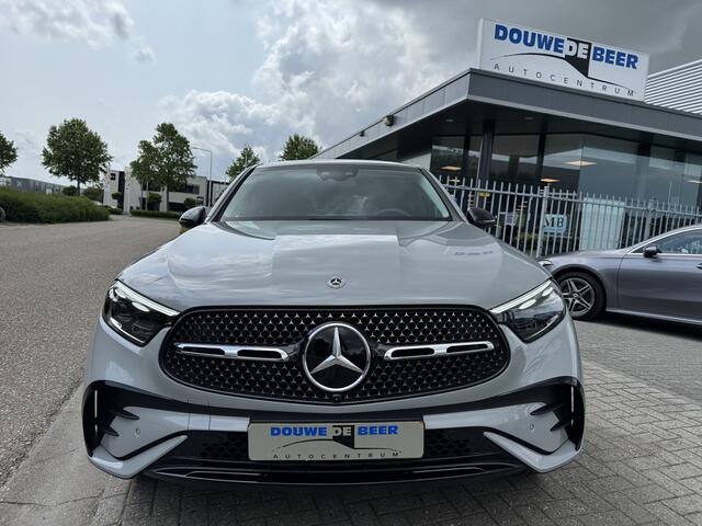 Mercedes-Benz GLC-KLASSE Coupé 300e 4MATIC AMG 340pk sport Edition / alpin grau pano/dak, Premium +, trekhaak, Laser Light, exclusief leder, etc etc