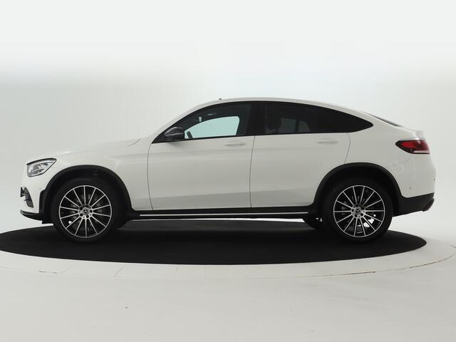 Mercedes-Benz GLC-KLASSE 300 e 4-MATIC AMG Nightpakket | Schuifdak | 360 gr. Camera | Stoelverwarming voor / achter | Sfeerverlichting | Dode Hoek Ass | IInclusief 24 maanden Mercedes-Benz Certified garantie voor Europa.