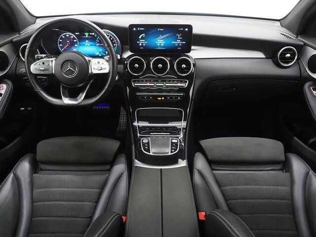 Mercedes-Benz GLC-KLASSE 300e 4MATIC AMG | Panoramadak | 360 | Keyless | Virtual | Stoelverwarming | Carplay