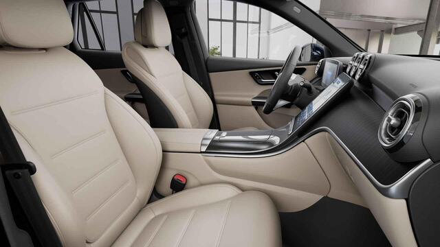 Mercedes-Benz GLC-KLASSE 300e 4MATIC Luxury Line | Burmester | Panoramadak | Distronic | Lederen bekleding | Memory | Trekhaak | Sfeerverlichting |