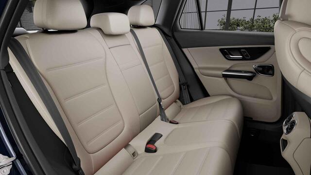 Mercedes-Benz GLC-KLASSE 300e 4MATIC Luxury Line | Burmester | Panoramadak | Distronic | Lederen bekleding | Memory | Trekhaak | Sfeerverlichting |