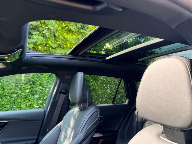 Mercedes-Benz GLC-KLASSE GLC 400e 4-Matic AMG int + ext, Distr, HUD, Panodak, Memory