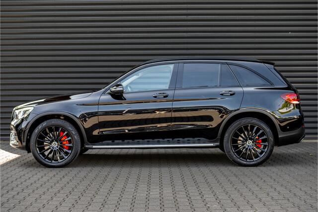Mercedes-Benz GLC-KLASSE 300e 4MATIC AMG-Line -Trekhaak-Panoramadak