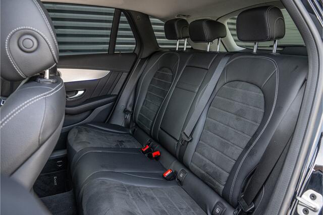 Mercedes-Benz GLC-KLASSE 300e 4MATIC AMG-Line -Trekhaak-Panoramadak