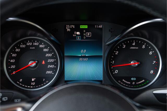 Mercedes-Benz GLC-KLASSE 300e 4MATIC AMG-Line -Trekhaak-Panoramadak