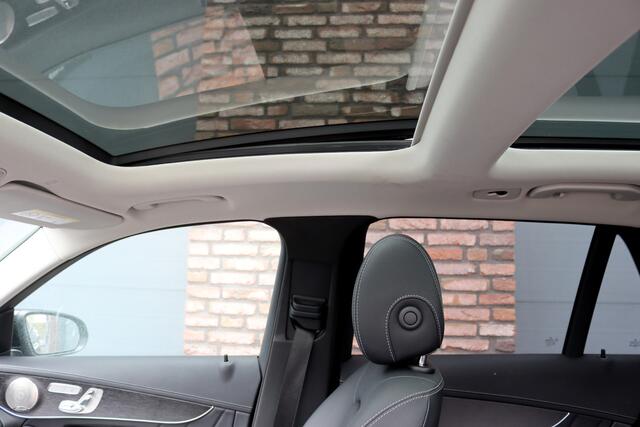 Mercedes-Benz GLC-KLASSE 300e 4MATIC Premium+ AMG Line | Luchtvering | Distronic | Trekhaak | Verwarmd Stuurwiel | Burmester | Memory | Panoramadak | Leder |
