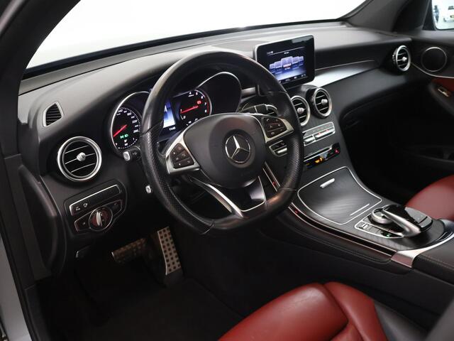 Mercedes-Benz GLC-KLASSE Coupé 250 4MATIC Edition 1 | AMG | Night | Schuif/kanteldak | Treeplanken | Sportuitlaat | 20" lichtmetalen velgen |
