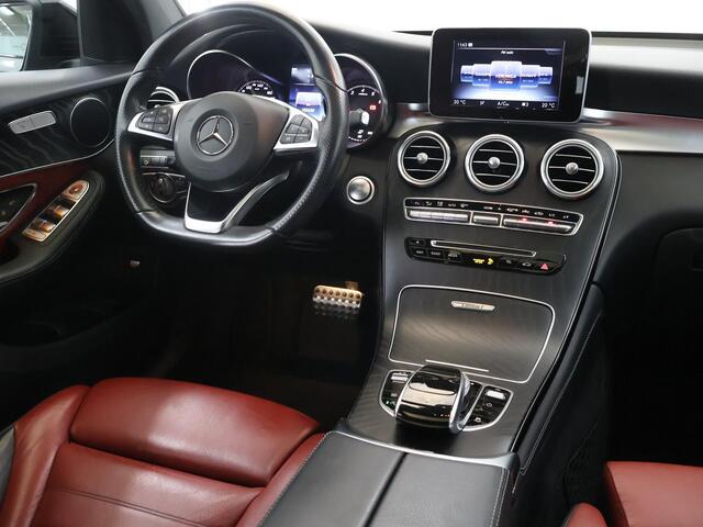 Mercedes-Benz GLC-KLASSE Coupé 250 4MATIC Edition 1 | AMG | Night | Schuif/kanteldak | Treeplanken | Sportuitlaat | 20" lichtmetalen velgen |