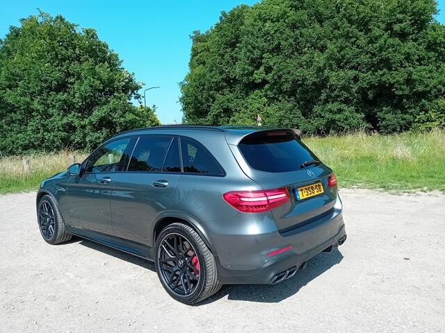 Mercedes-Benz GLC-KLASSE AMG 63 S 4MATIC+ KUIPSTOELEN, PANODAK, SENSOR ACHTERKLEP