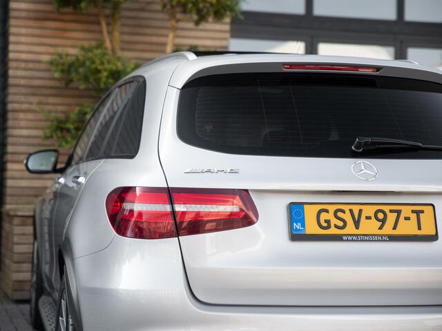 Mercedes-Benz GLC-KLASSE AMG 43 4MATIC Pano Burmester Carbon ACC