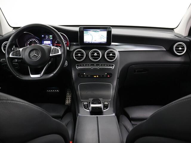 Mercedes-Benz GLC-KLASSE 350e 4MATIC Prestige | AMG | Luchtvering | Panoramadak | Treeplanken | Keyless |