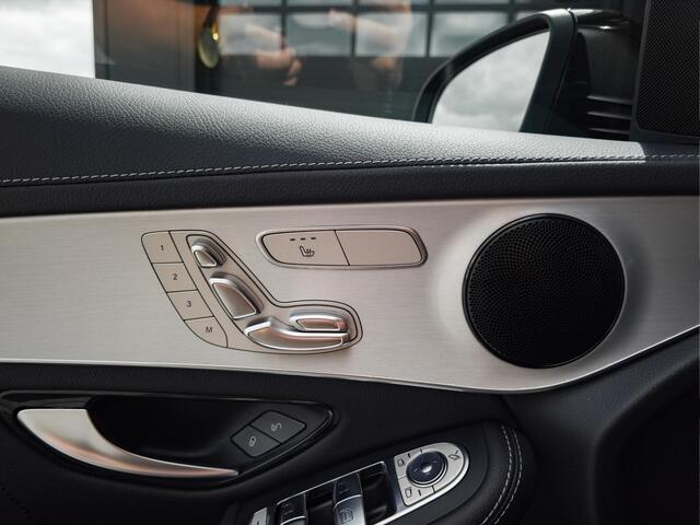 Mercedes-Benz GLC-KLASSE Coupé 300e 4MATIC AMG | All Black | 21" | Sch.Dak | Memo | Priv | Ambiente Int. Verl. | Camera |
