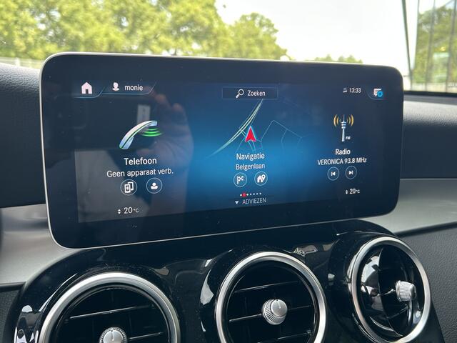 Mercedes-Benz GLC-KLASSE 200 Business 200 Business // Facelift // Camera // Carplay // MBUX // Treeplanken // Alarm // Cruise // LED koplampen